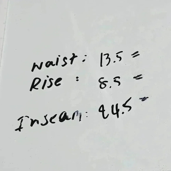 Blank NYC Button Fly Distressed Crop Women's Jeans Light wash 25 - Picture 4 of 9